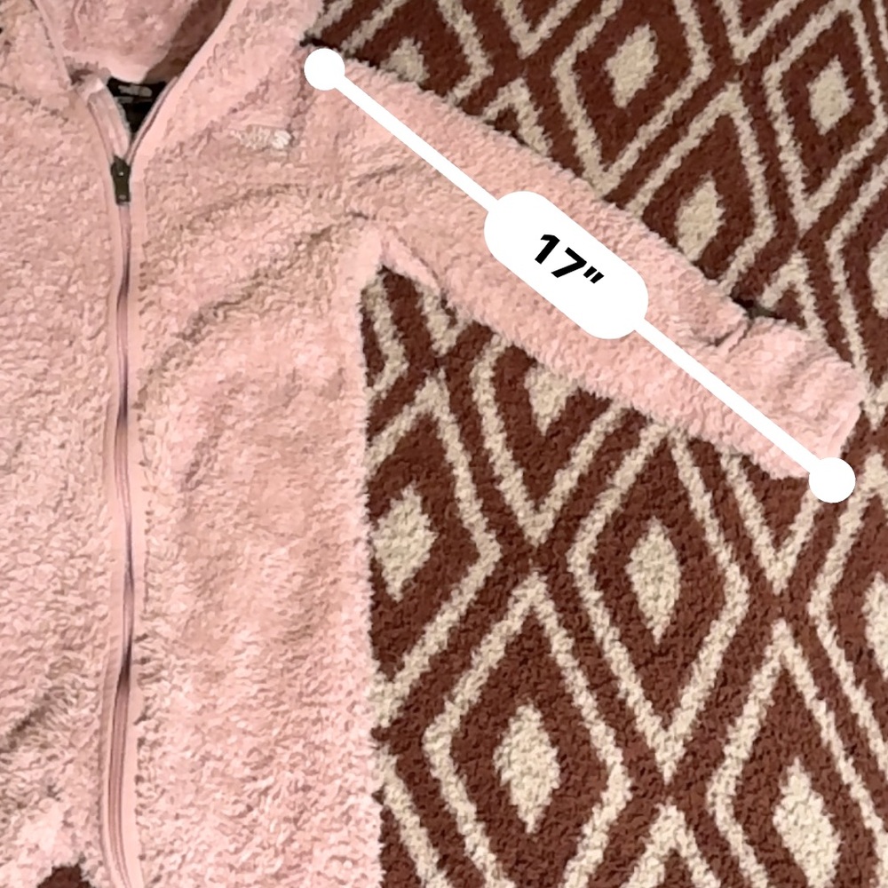 The North Face Toddler Girl Set - Pink Jacket, Onesie & Hat, Sizes all go to 2T - Picture 9 of 16